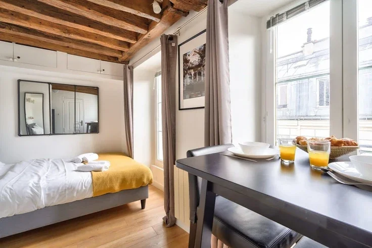 Appartement Rue de l'Échiquier à Paris