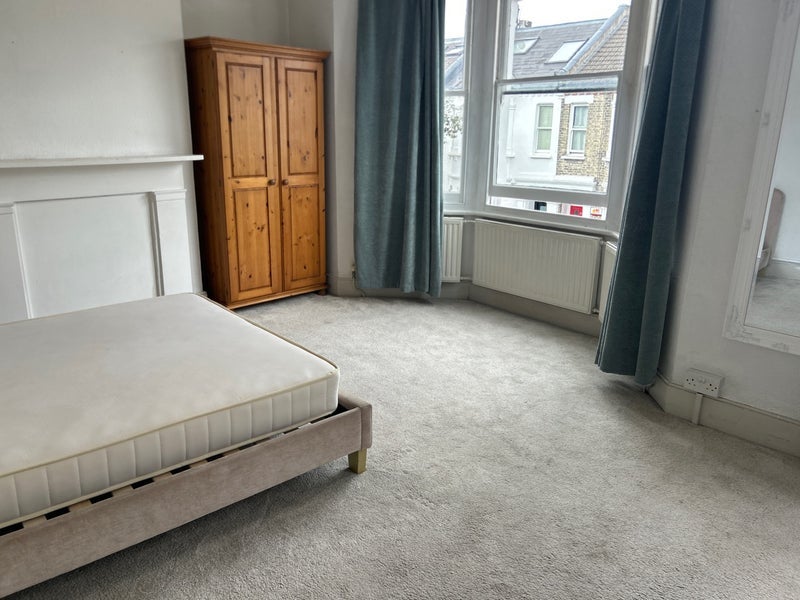 Room Parma Crescent in Greater London