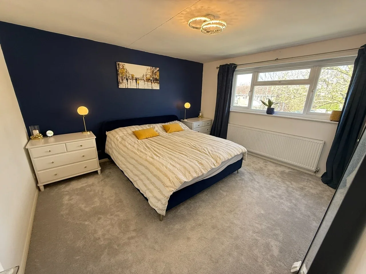 Flat Lovelace Gardens in Greater London