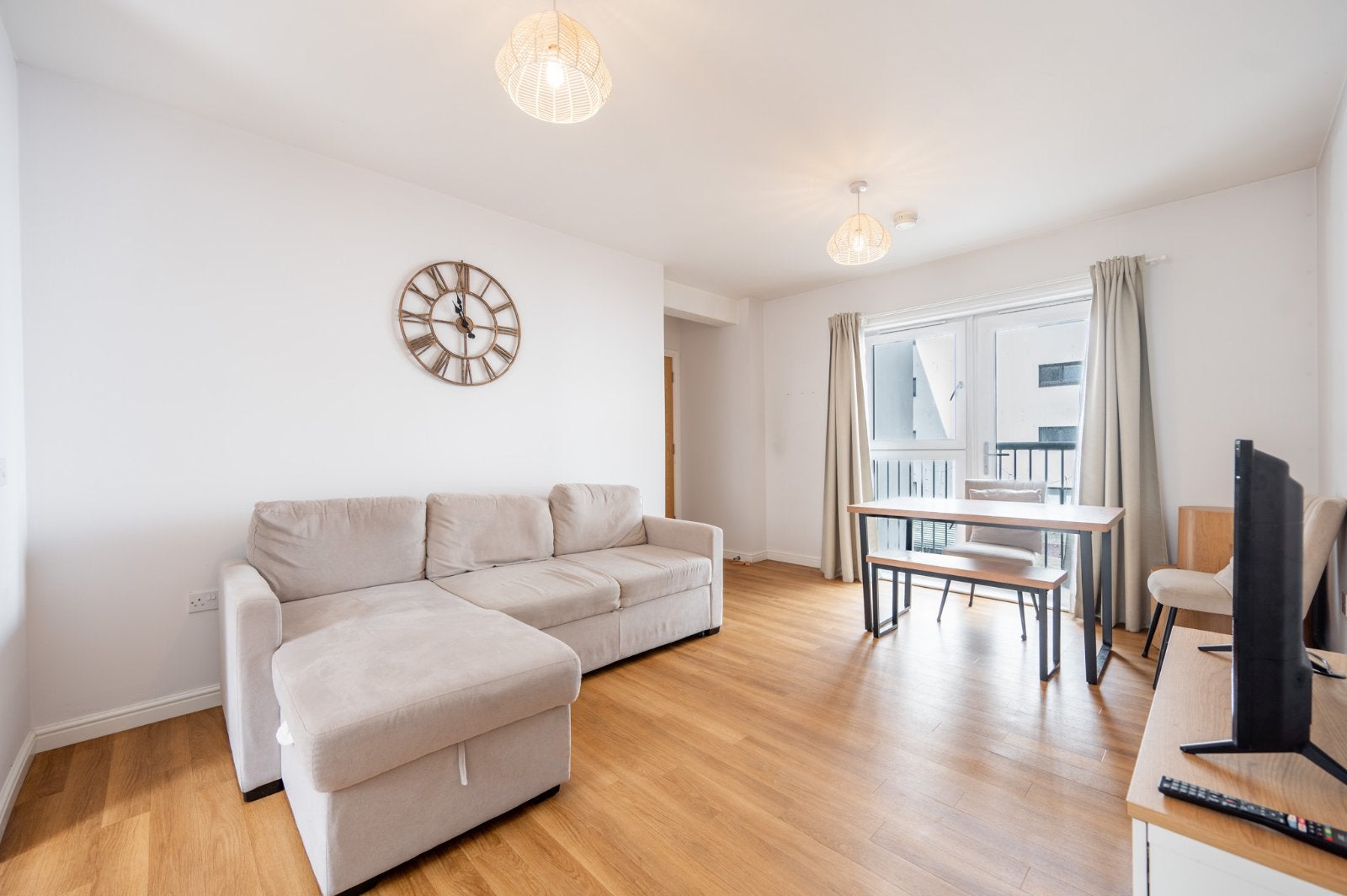 Flat Pollokshaws Road in Glasgow