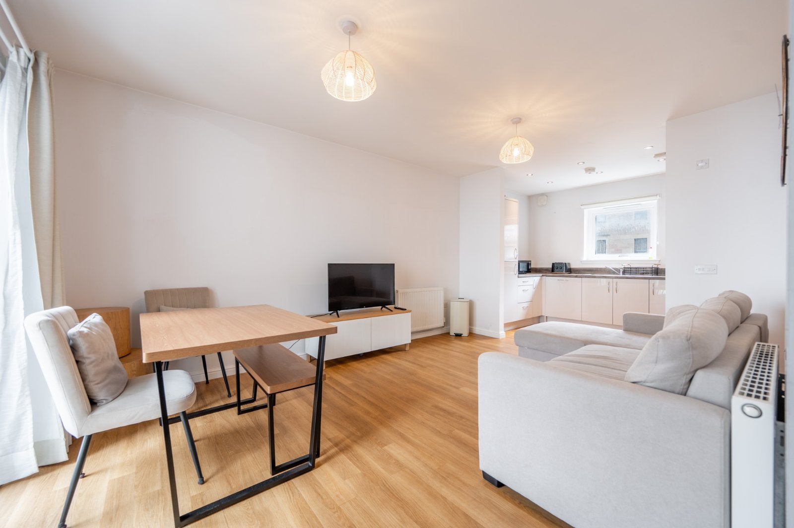 Flat Pollokshaws Road in Glasgow