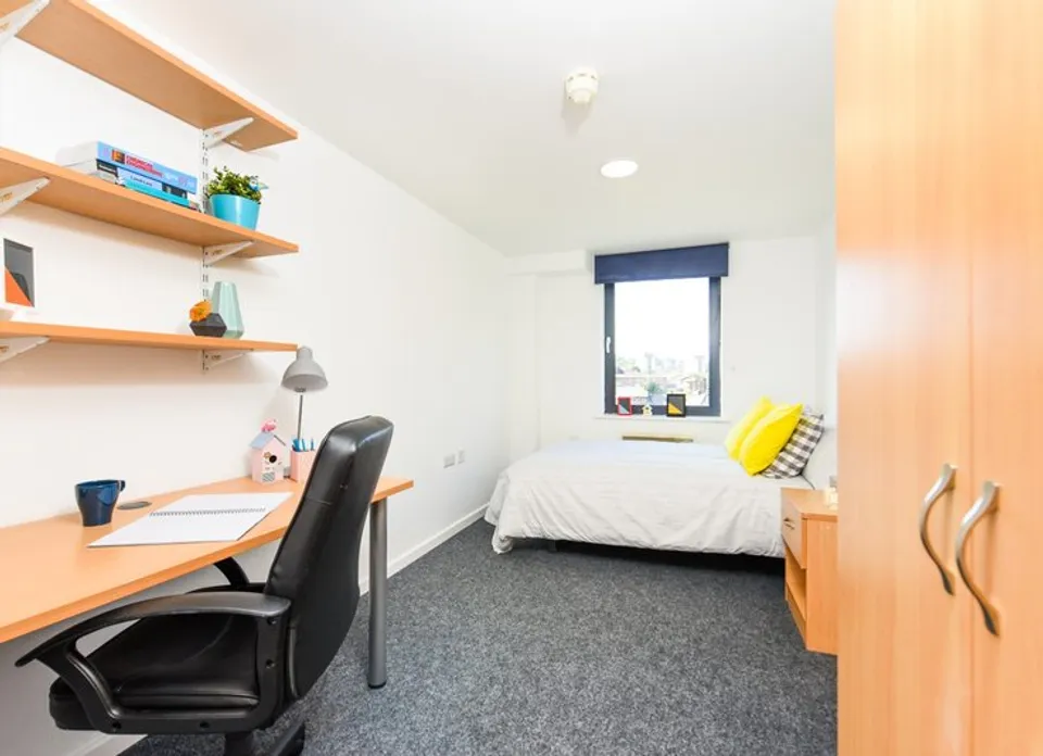 Room New Edward Street in Sheffield