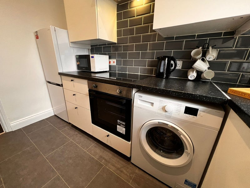 Room Great Lime Road in North Tyneside