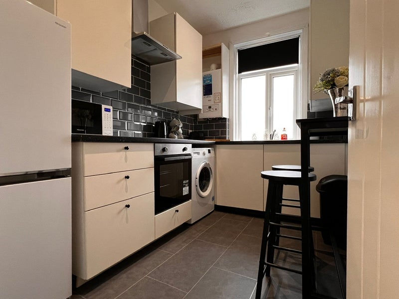 Room Great Lime Road in North Tyneside