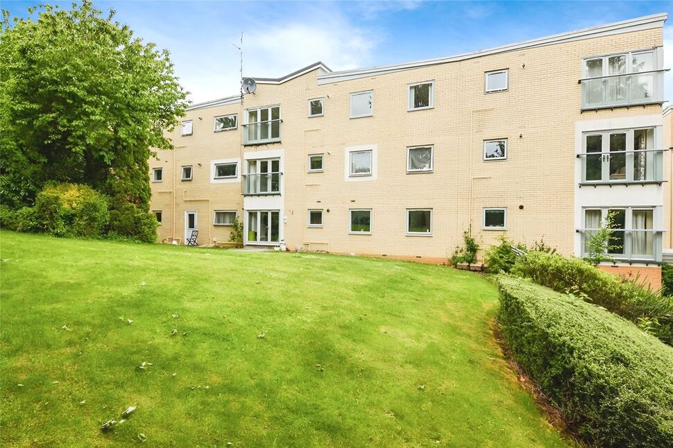 Flat Bury Road in Dacorum