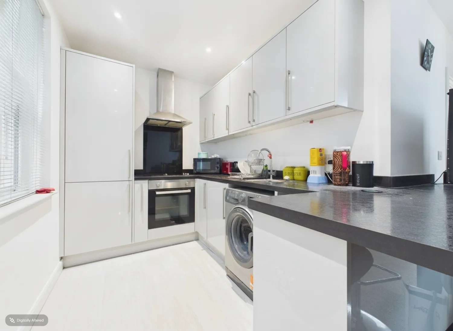 Flat Foord Road South in Folkestone and Hythe District