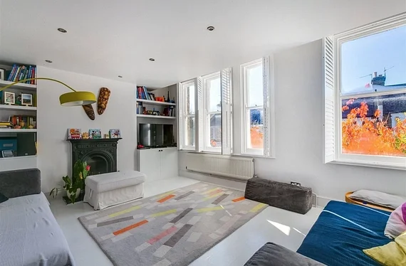 Flat Willesden Lane in Greater London