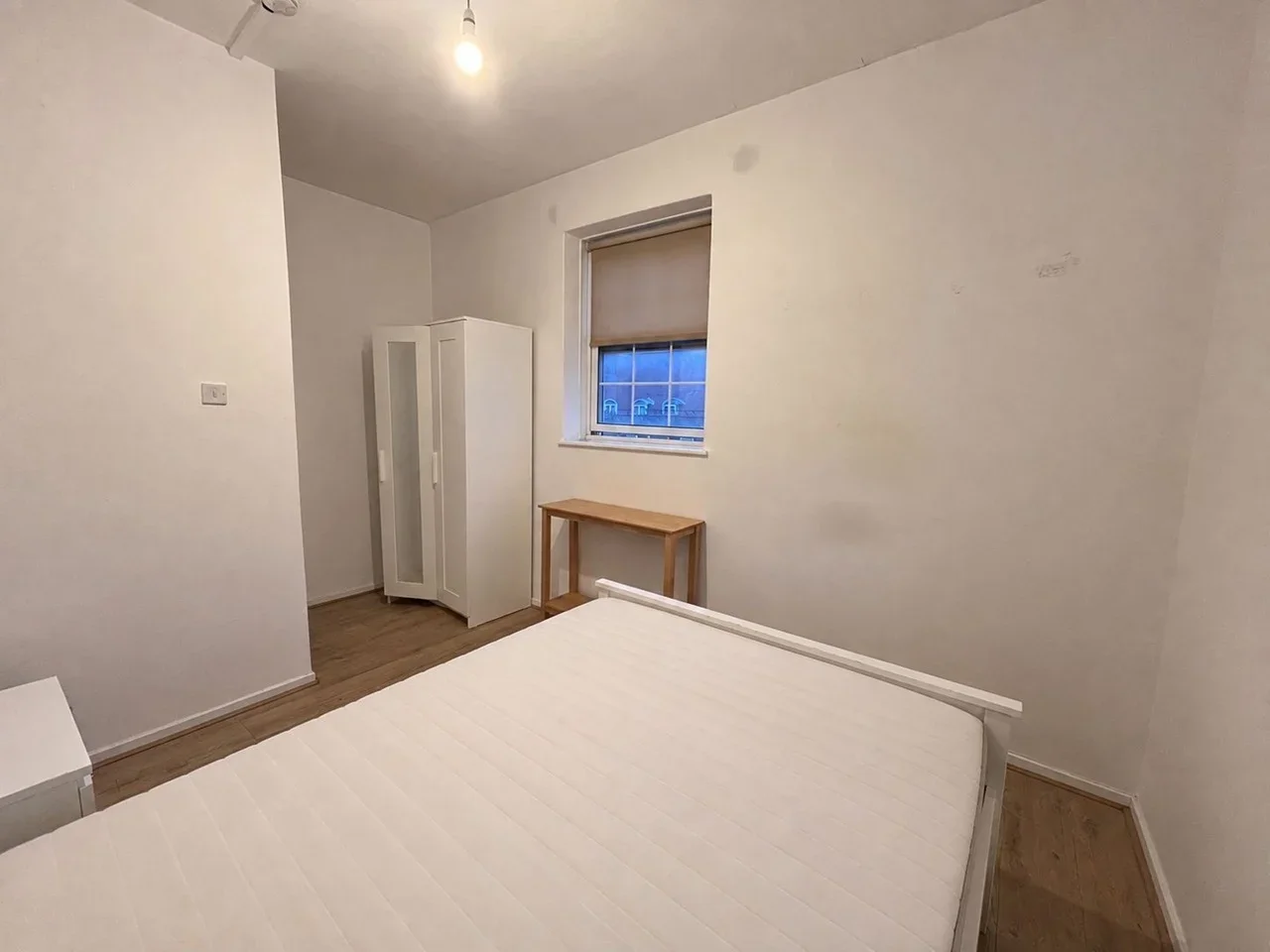 Room Bowyer Street in Greater London