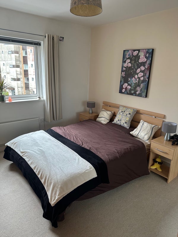 Room Nell Lane in Manchester