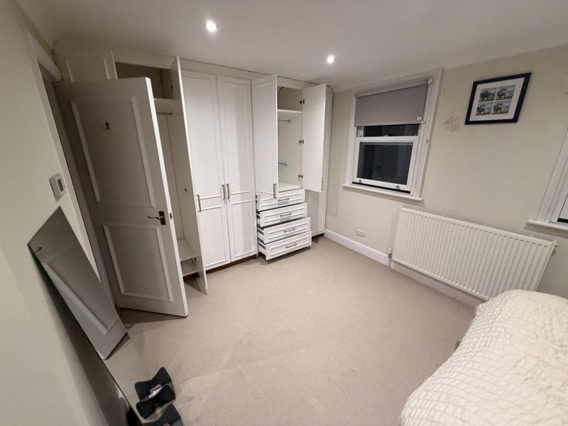 Room Lawnside in Greater London