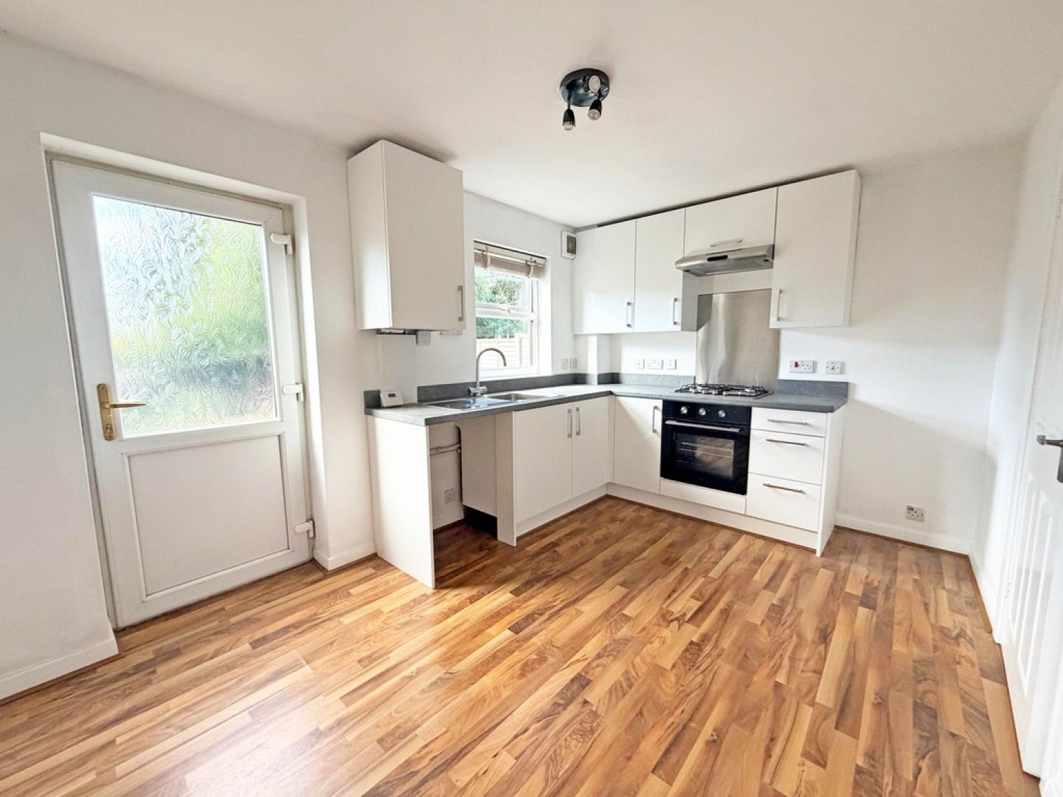 House Eastbury Close in Widnes