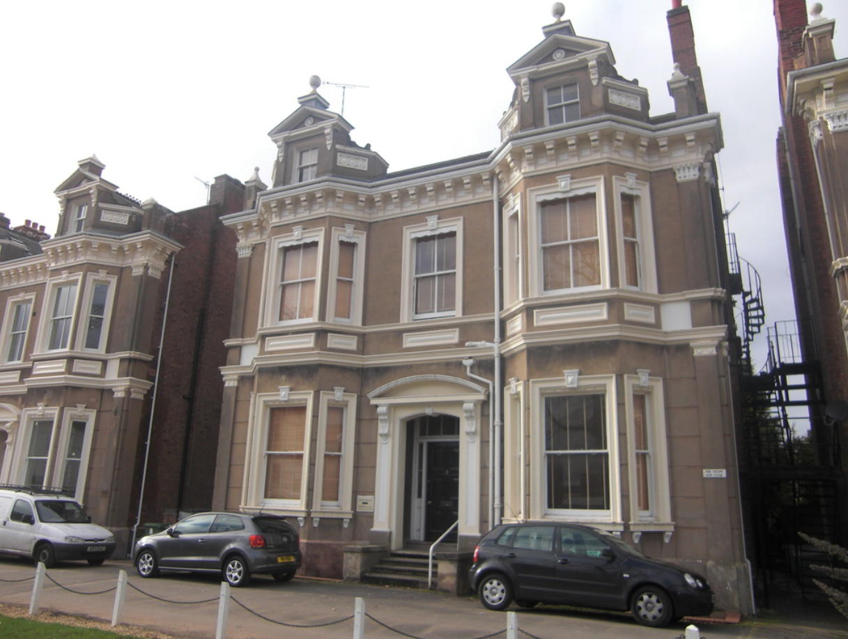 Room Clarendon Place in Royal Leamington Spa