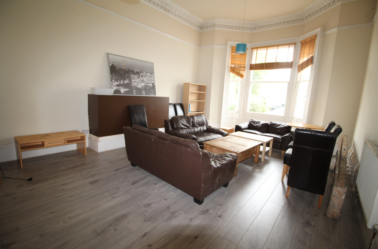 Room Clarendon Place in Royal Leamington Spa