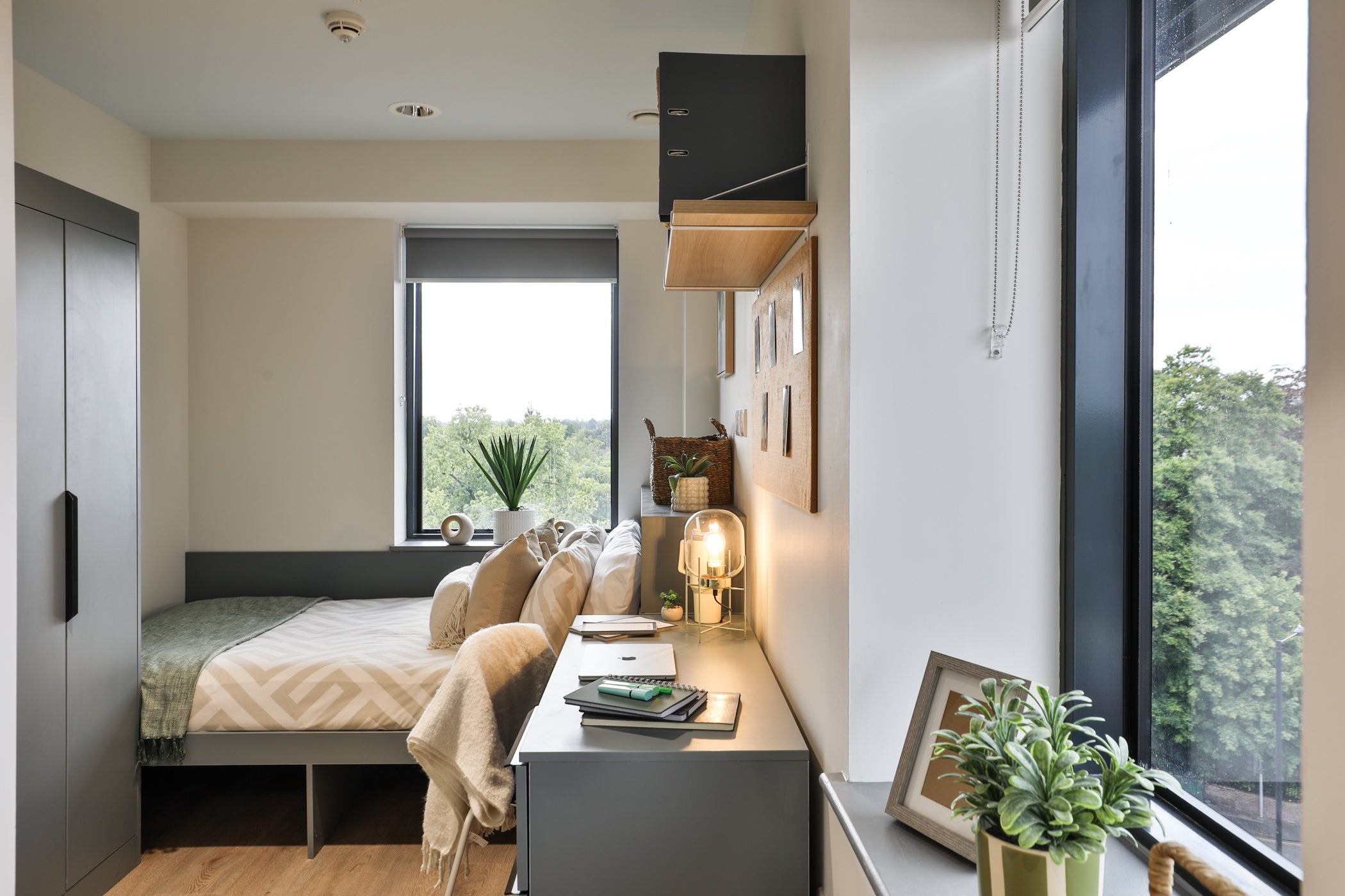 Room Hagley Road in Birmingham