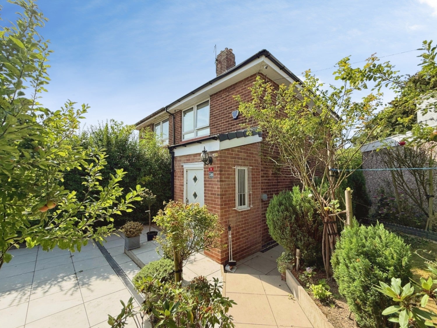 House Doe Royd Crescent in Sheffield