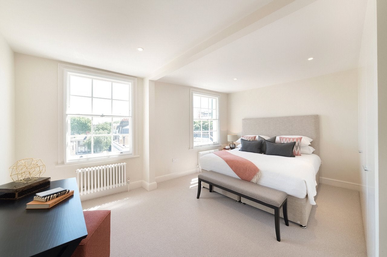 Flat Pimlico Road in City of Westminster