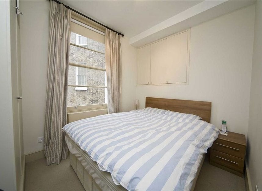 Flat Old Brompton Road in Greater London