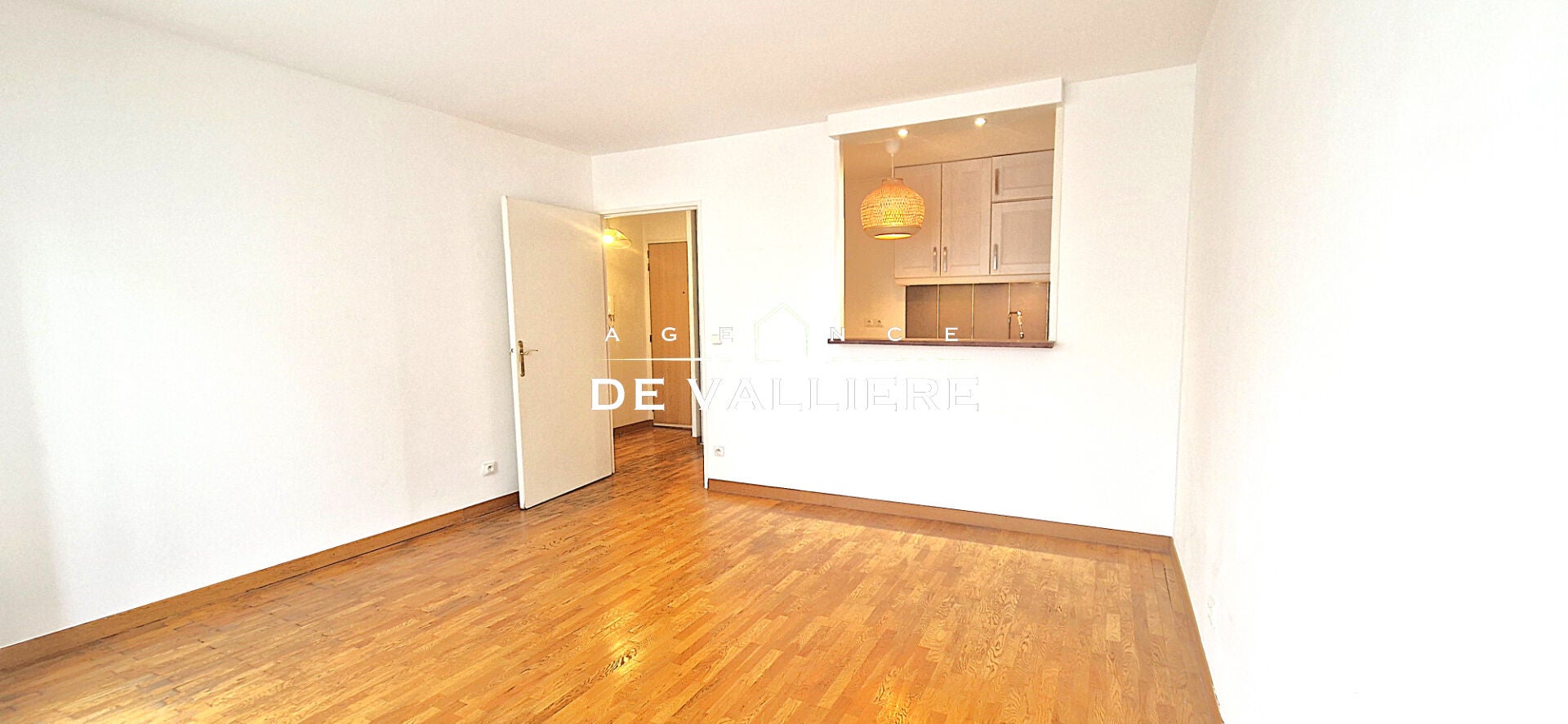 Flat Passage Antoine Riou in Nanterre