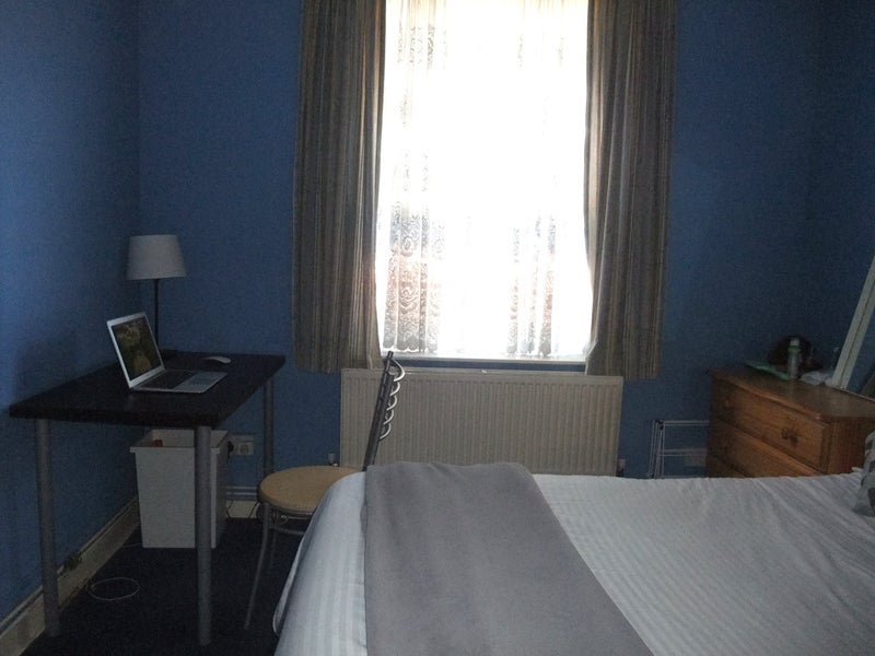 Room Maygood Street in Greater London