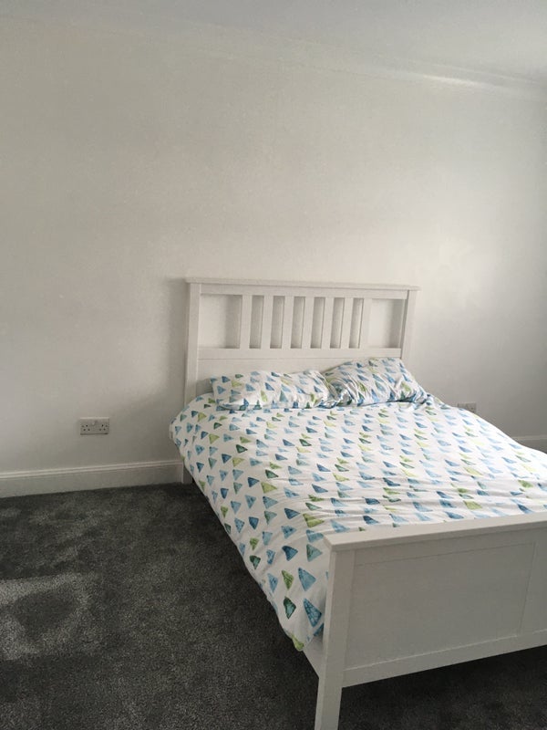 Room Archerhill Road in Glasgow