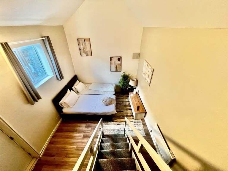 Flat Kimberley Place in Greater London