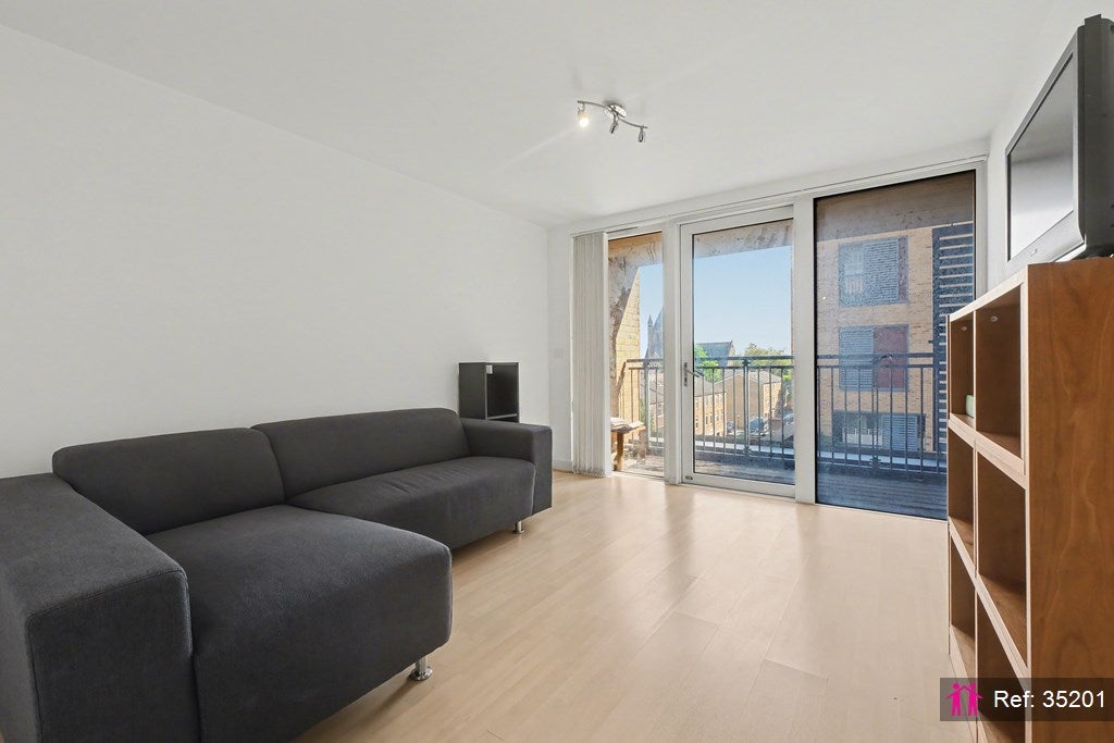 Flat Dalston Square in Greater London