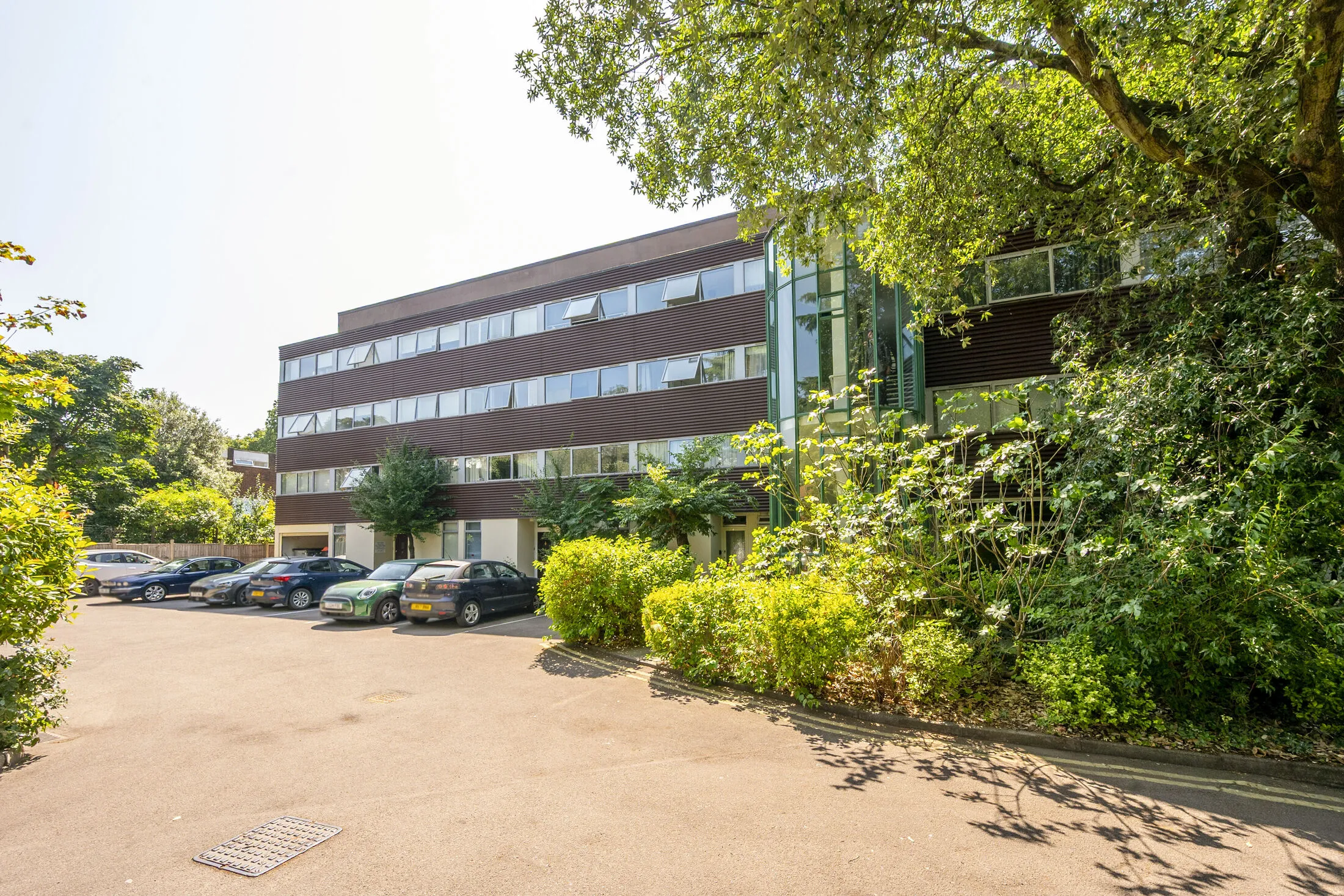Flat Augustus Road in Greater London