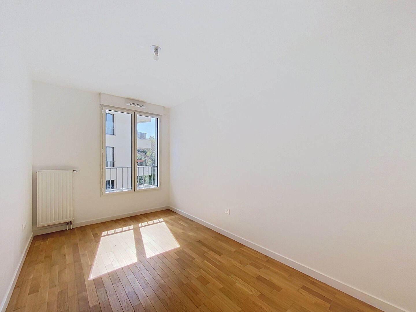 Flat Route de Noailles in Saint-Germain-en-Laye