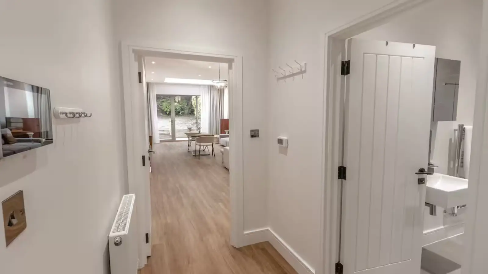 Flat Finchley Road in Greater London