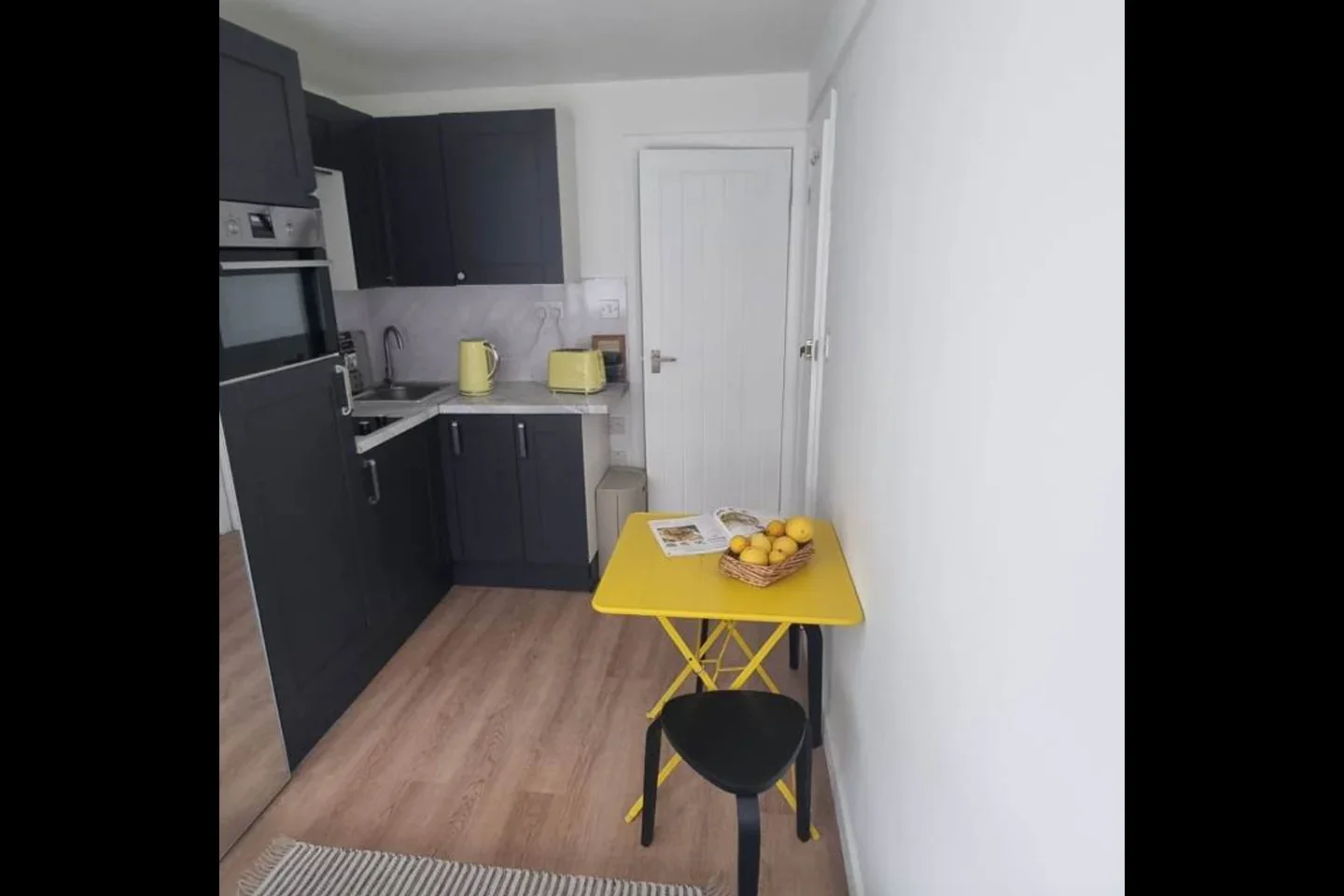 Flat Eskdale Close in Greater London
