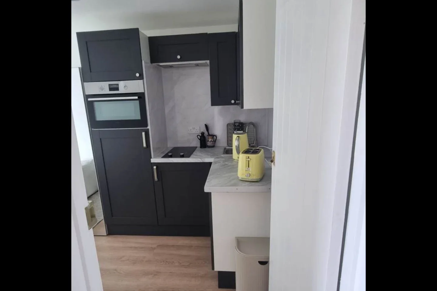 Flat Eskdale Close in Greater London