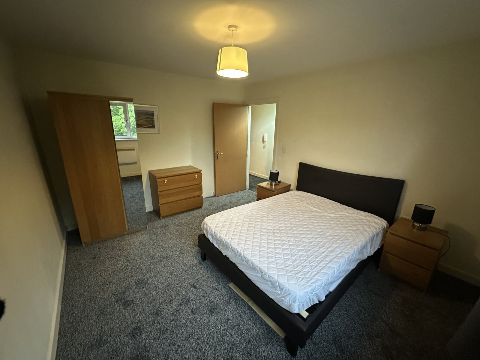 Flat Stretford Road in Manchester