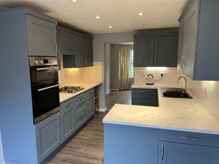 Flat Thyme Walk in North Kesteven
