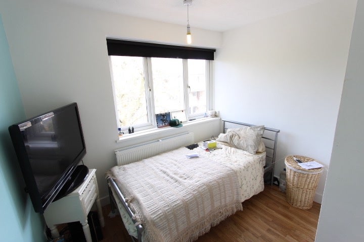 Room Goldings Crescent in Welwyn Hatfield