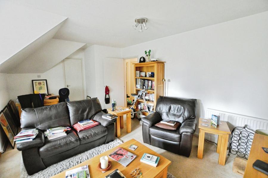 Flat Parkview Close in St Albans