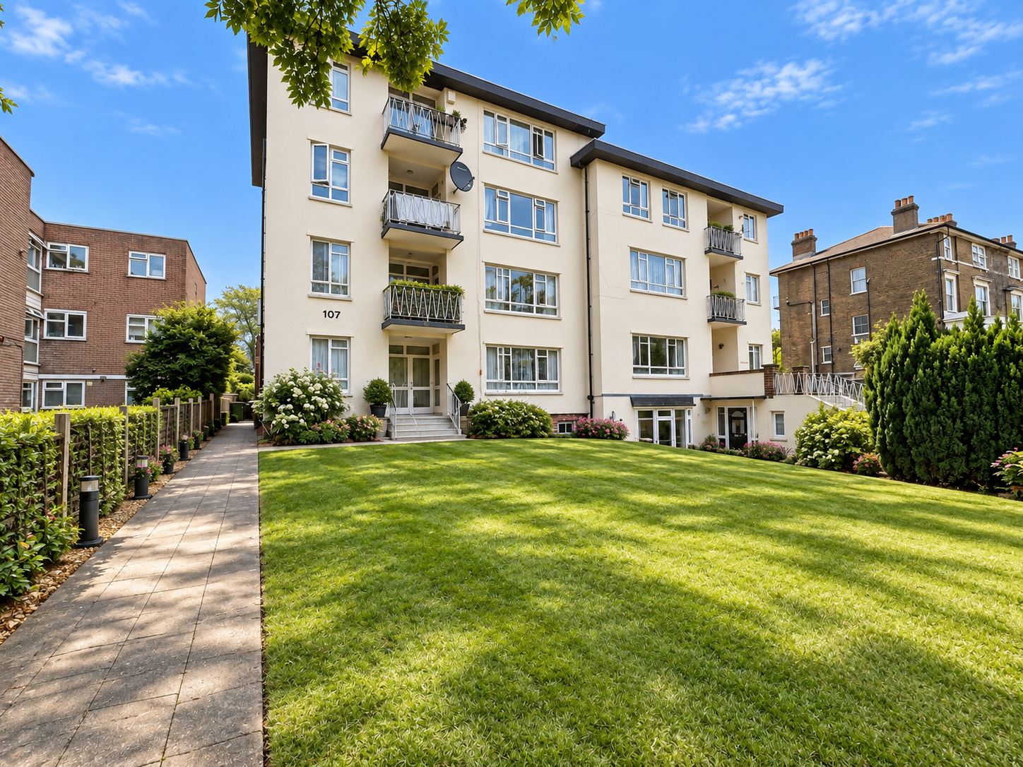 Flat Widmore Road in Greater London