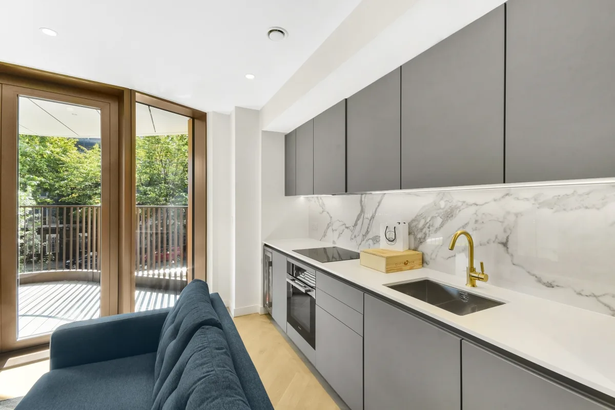 Flat Park Street in Greater London
