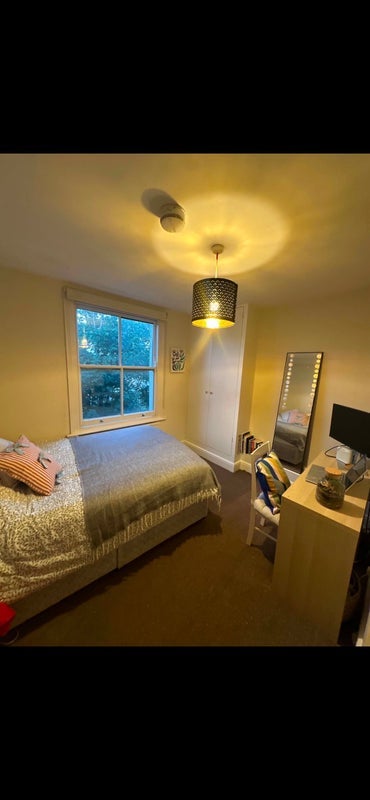 Room Sevington Street in City of Westminster