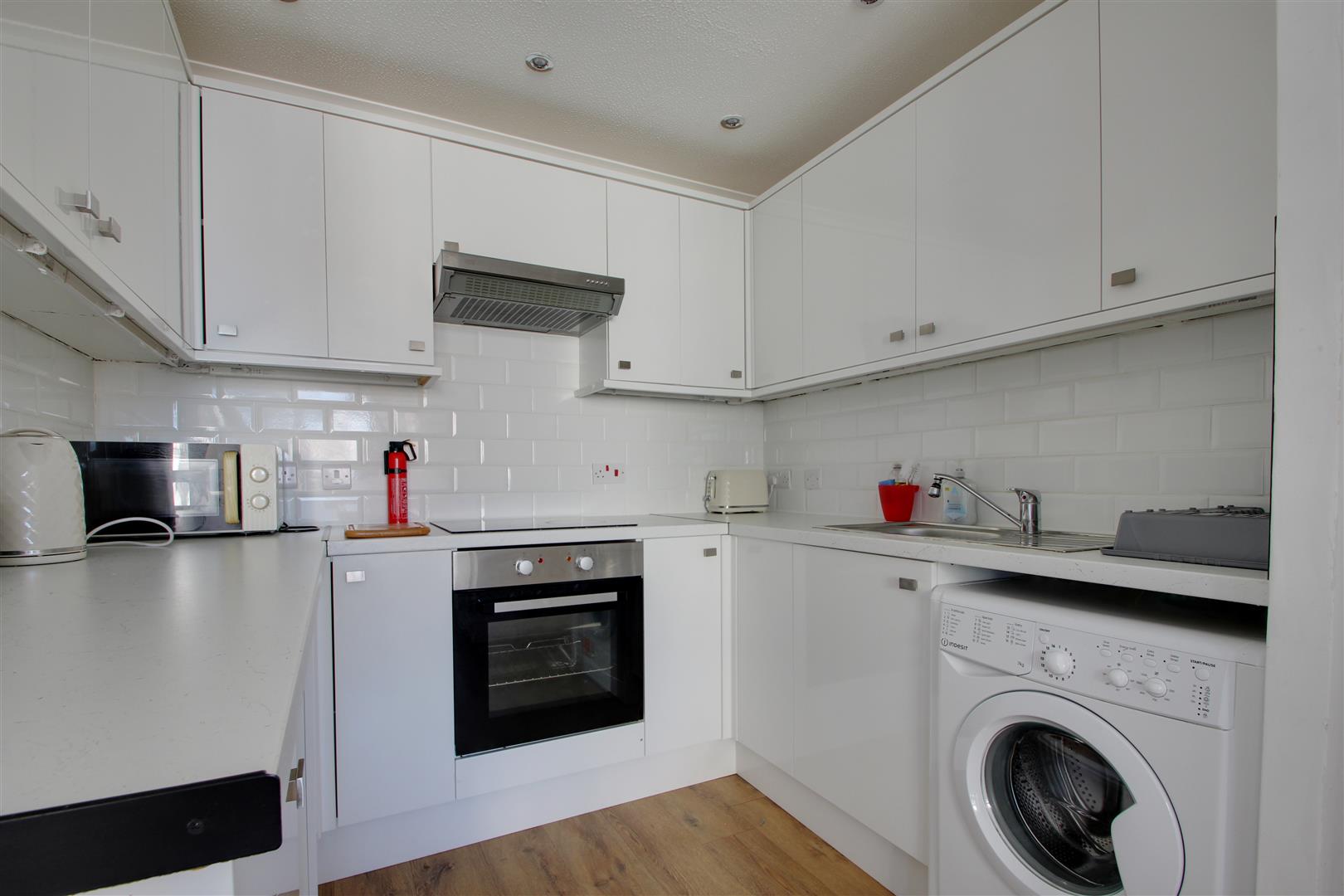 Flat Marine Parade in Worthing