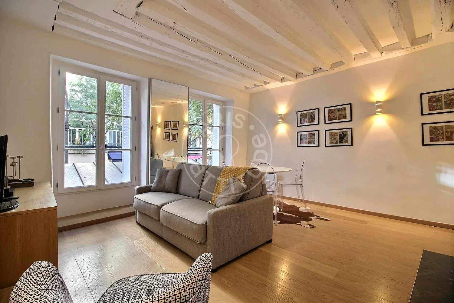 Appartement Rue de Bretagne à Paris