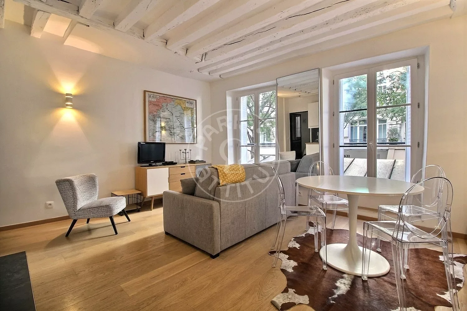 Appartement Rue de Bretagne à Paris