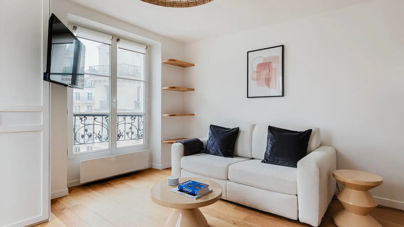 Flat Rue de Poitou in Paris