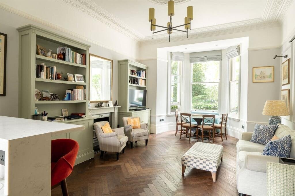 Flat Redcliffe Mews in Greater London
