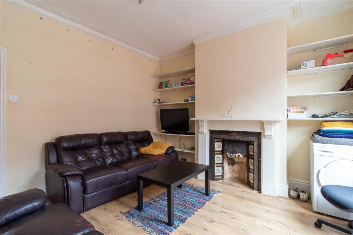 Room Welton Place in Leeds