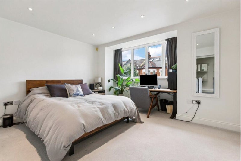 Room Acris Street in Greater London