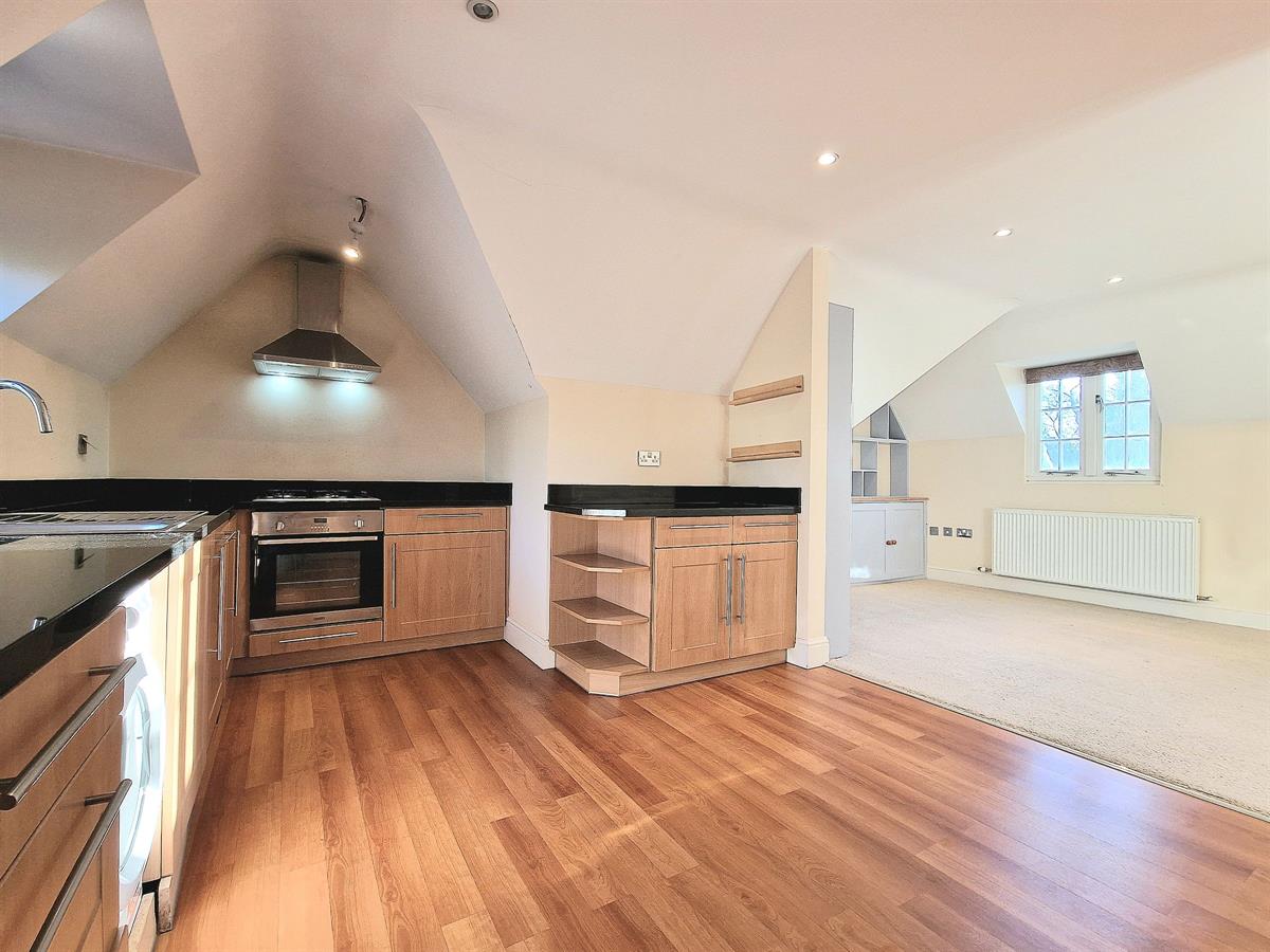 Flat Tilford Road in Waverley