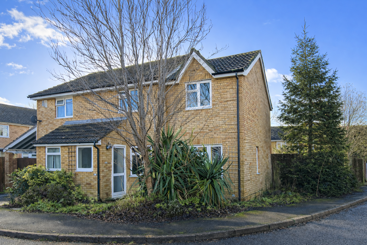 Flat Blenman Close in Bristol