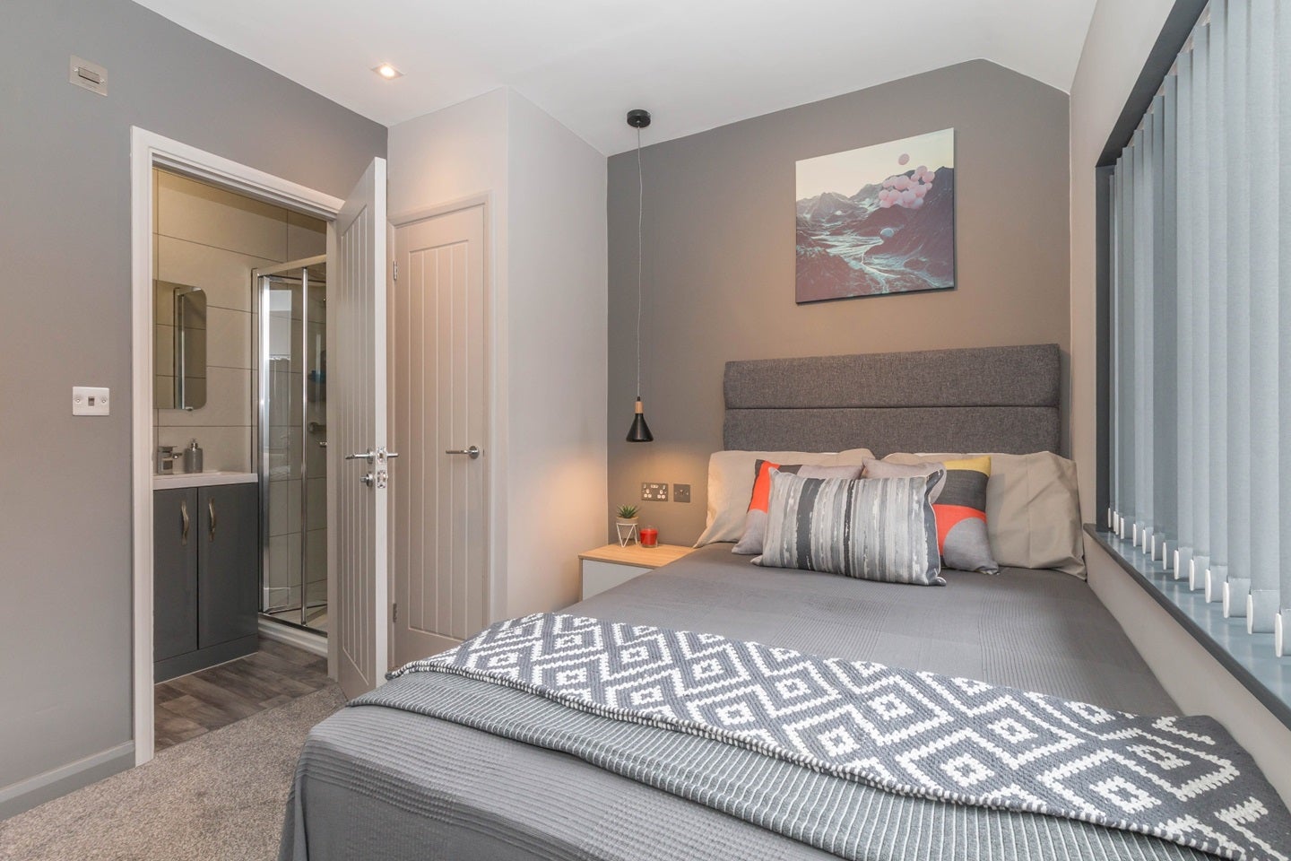 Room St Pauls Road in Sandwell