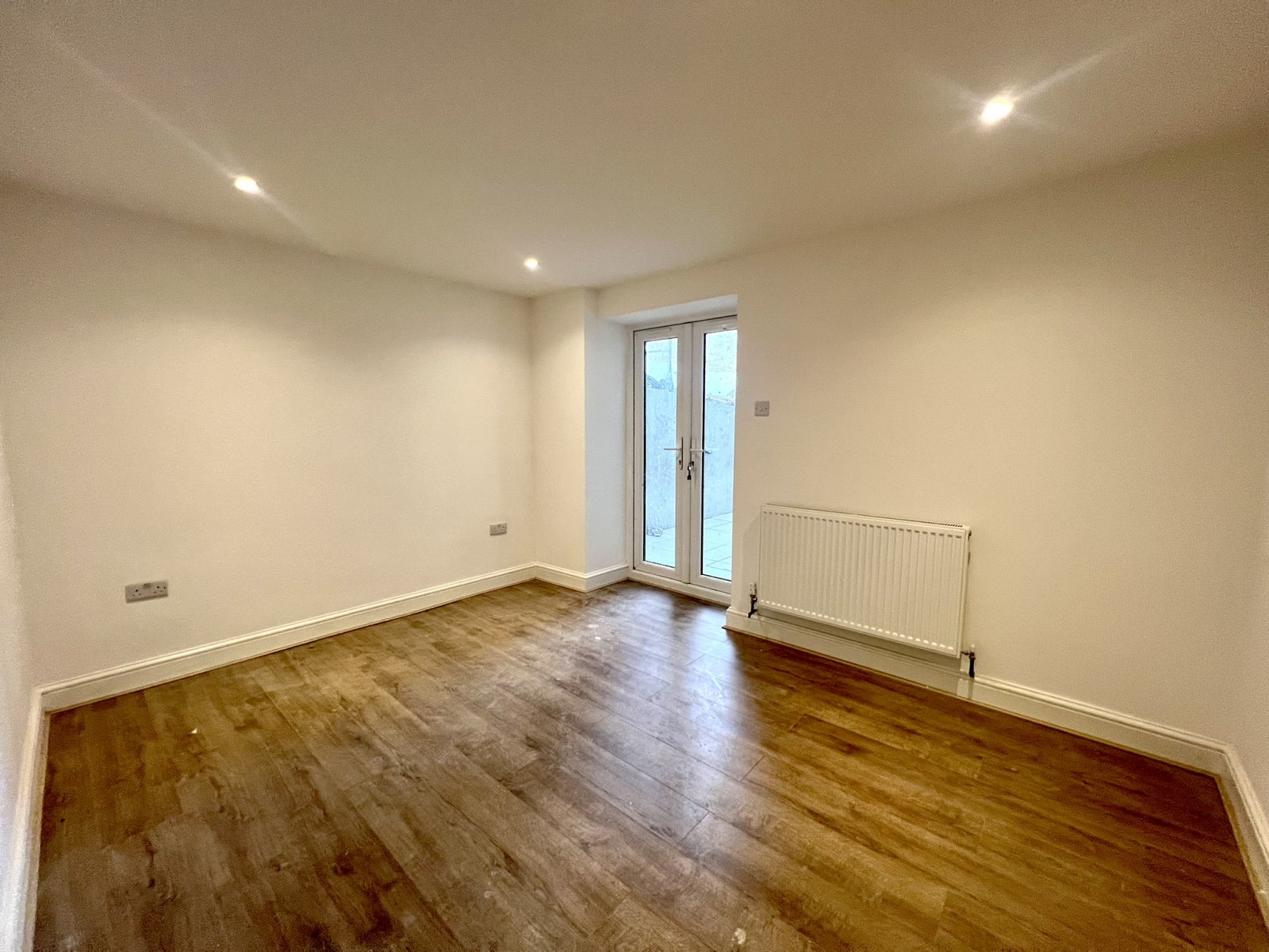 Flat Longley Road in Greater London