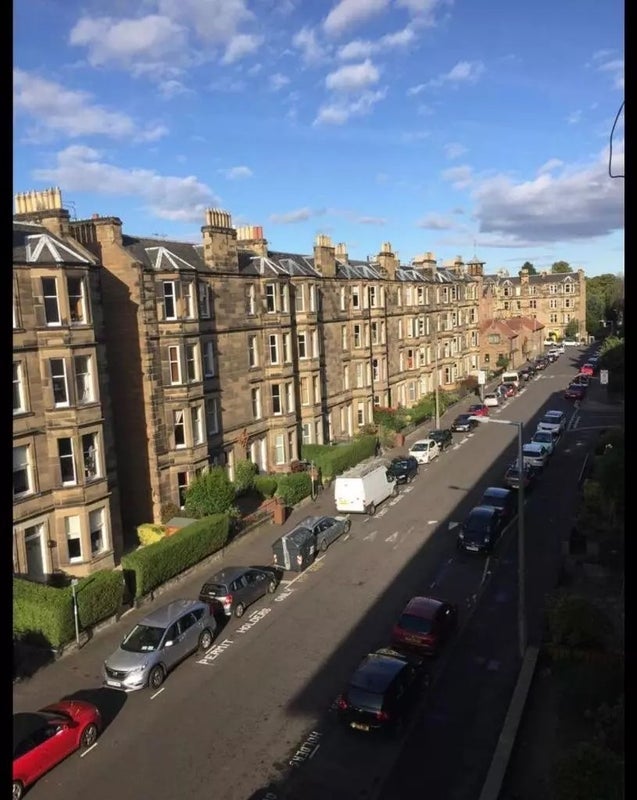 Room Falcon Avenue in City of Edinburgh